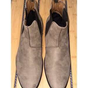 New Call It Spring Draun Suede Chelsea Boots US 9 ankle chukka desert shoes